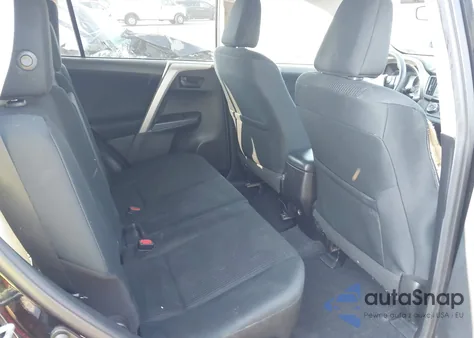 2017 Toyota Rav4 Le z USA, uszkodzony, nr VIN 2T3BFREV1HW609136